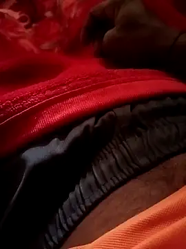 Snapshot of Bengali_BULL1 chatting on October 24, 11:09 am Bengali BULL1 online show from October 24, 11:09 am