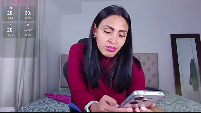 Snapshot of ms_freyax chatting on September 22, 3:01 am ms freyax online show from September 22, 3:01 am