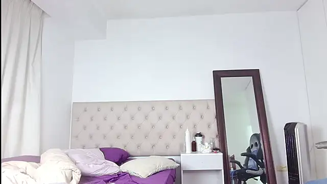 ms freyax online show from July 12, 4:02 am