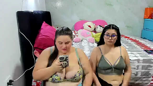 samybenson online show from December 3, 3:44 pm