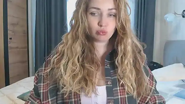 xxkristinaxx online show from April 10, 12:23 pm