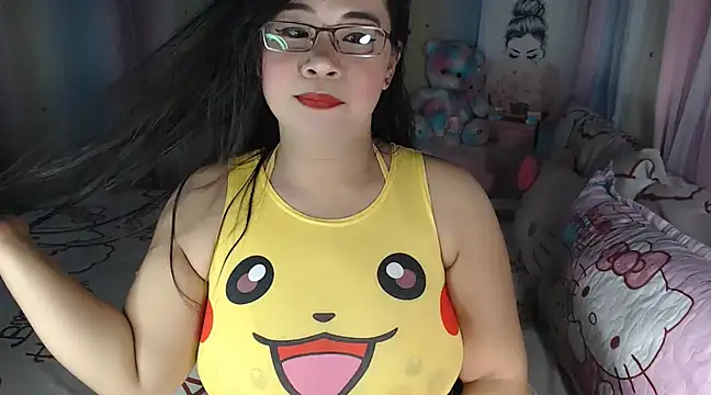 hersheykisses07 online show from February 16, 8:22 pm