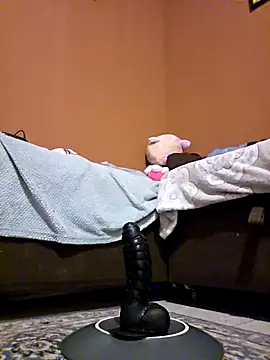 Snapshot of sucionacbi chatting on February 8, 5:05 am sucionacbi online show from February 8, 5:05 am