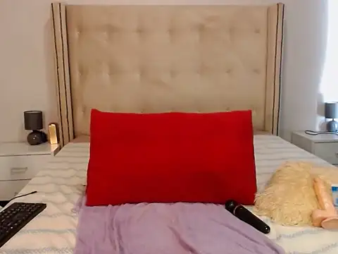 Snapshot of Iminathi20 chatting on October 9, 11:33 am Iminathi20 online show from October 9, 11:33 am