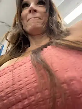 Snapshot of _Rapunzel_ chatting on July 16, 9:12 pm Rapunzel online show from July 16, 9:12 pm