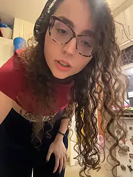 ladyturtle online show from April 4, 12:17 am