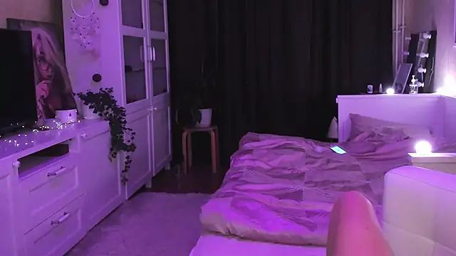 MaryDreaminess online show from January 10, 7:04 am