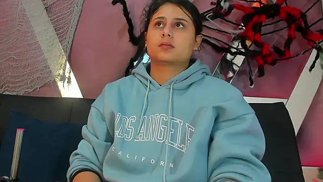 AbbyTaylorr online show from October 30, 3:16 am