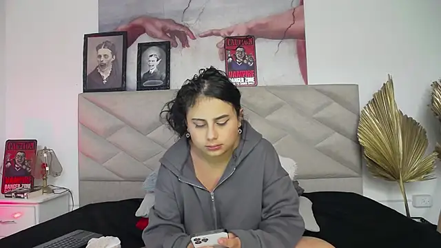 AbbyTaylorr online show from October 18, 3:03 pm