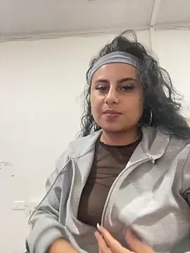 AbbyTaylorr online show from April 17, 10:01 pm