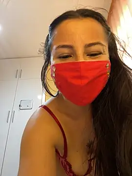 White-Petite online show from May 4, 12:19 pm