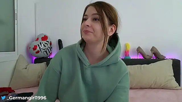 Snapshot of Germangirl1996 chatting on February 24, 9:09 pm Germangirl1996 online show from February 24, 9:09 pm