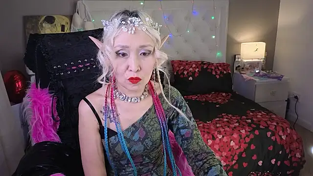 RoxalanaStar online show from March 18, 4:19 pm