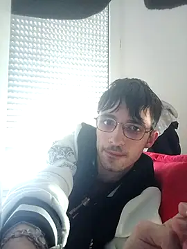 totolescientifique online show from March 18, 5:03 pm