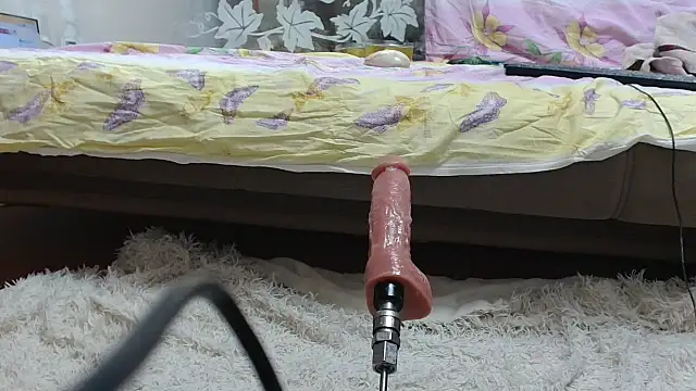 AlinasissyXX online show from December 1, 10:54 pm