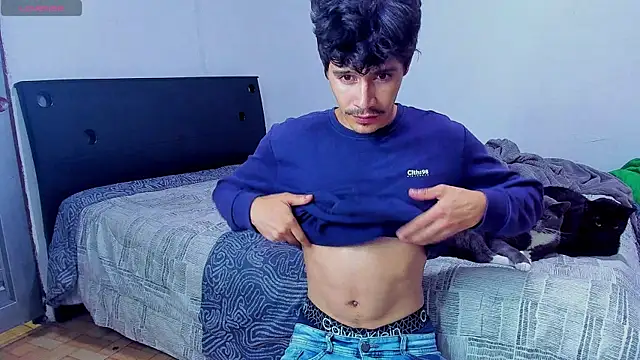 Dimitrixxx   online show from May 24, 5:40 am