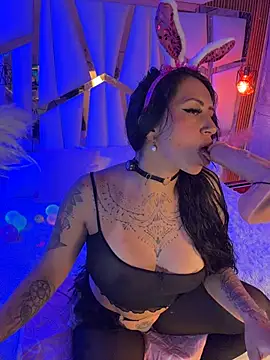 Tattooed spittingdoll online show from April 6, 11:28 pm
