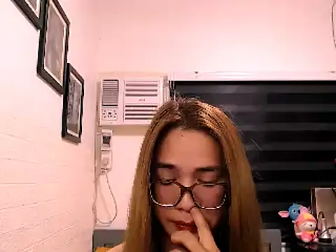 BIG SAUSAGE 69 online show from October 29, 1:10 pm