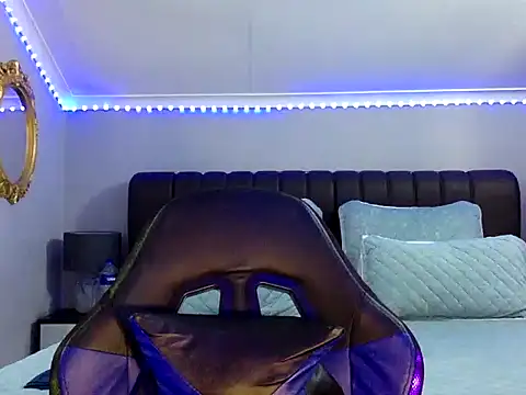 BOOTYBANGER24xx online show from September 28, 3:02 am