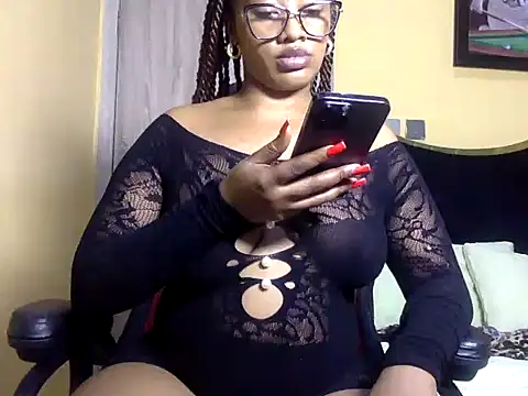 Snapshot of BOOTYBANGER24xx chatting on July 10, 12:16 pm BOOTYBANGER24xx online show from July 10, 12:16 pm