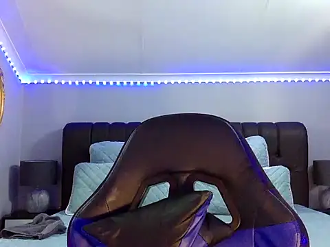 BOOTYBANGER24xx online show from September 23, 2:18 am