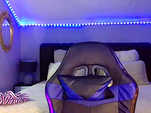 BOOTYBANGER24xx online show from September 15, 1:06 am