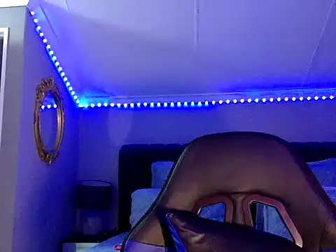 BOOTYBANGER24xx online show from September 19, 1:53 am