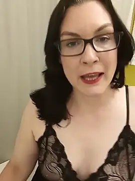DesreRose online show from June 11, 10:40 pm