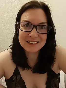 Snapshot of DesreRose chatting on June 29, 10:31 pm DesreRose online show from June 29, 10:31 pm