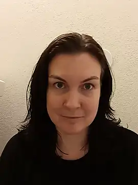 DesreRose online show from June 4, 5:06 pm