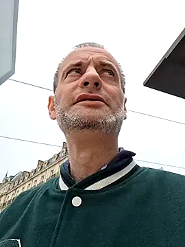 Snapshot of Perv10 chatting on February 10, 12:15 pm Perv10 online show from February 10, 12:15 pm