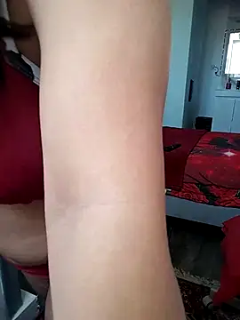 Snapshot of HotSpicyGujju chatting on February 26, 12:49 pm HotSpicyGujju online show from February 26, 12:49 pm