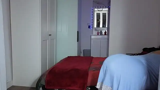 HotSpicyGujju online show from March 25, 7:35 pm