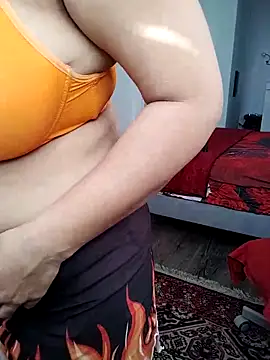 Snapshot of HotSpicyGujju chatting on February 23, 10:17 am HotSpicyGujju online show from February 23, 10:17 am