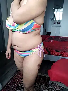 Snapshot of HotSpicyGujju chatting on March 1, 9:51 am HotSpicyGujju online show from March 1, 9:51 am