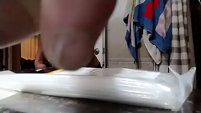 Snapshot of ThickDMatty@xh chatting on December 9, 7:50 am ThickDMattyxh online show from December 9, 7:50 am