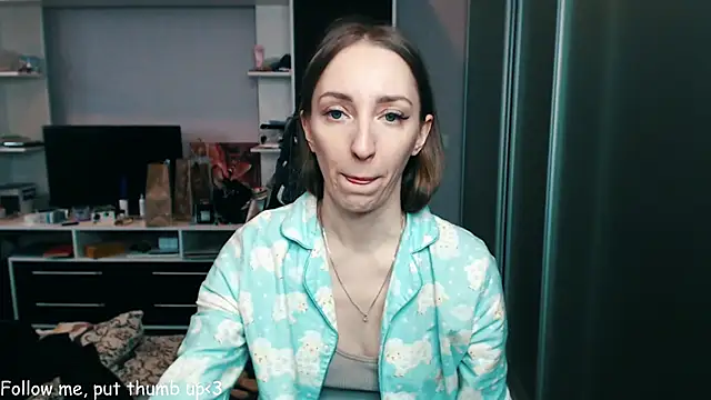 Natalimeowks online show from March 2, 8:38 am