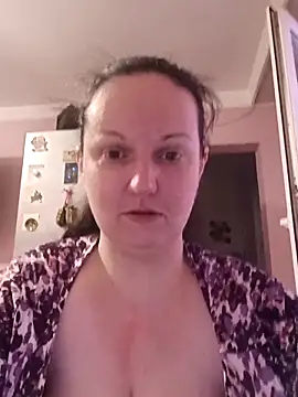 BustyLadyAlma online show from February 24, 6:36 am