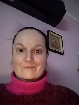 BustyLadyAlma online show from February 1, 6:17 pm