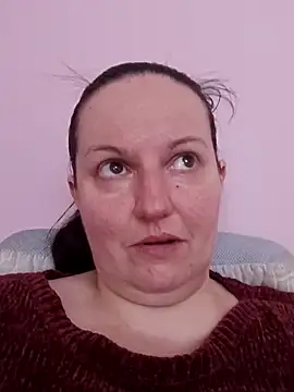 BustyLadyAlma online show from March 22, 7:32 am