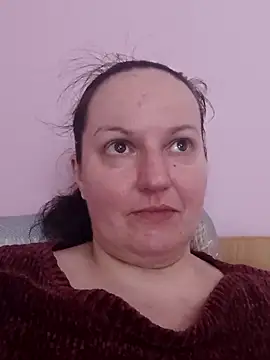 BustyLadyAlma online show from April 26, 7:05 am