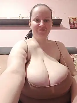 BustyLadyAlma online show from May 22, 8:12 am