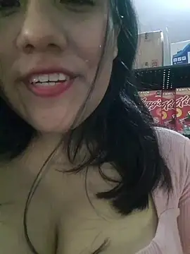 Snapshot of Kalani_Engel chatting on July 9, 4:46 am Kalani Engel online show from July 9, 4:46 am
