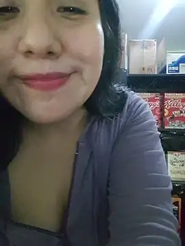 Snapshot of Kalani_Engel chatting on July 5, 12:15 am Kalani Engel online show from July 5, 12:15 am
