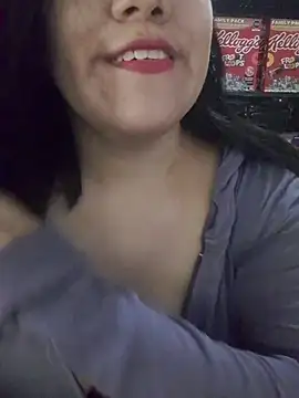 Snapshot of Kalani_Engel chatting on July 5, 5:14 am Kalani Engel online show from July 5, 5:14 am