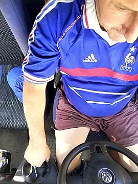 Snapshot of sarpe4 chatting on September 8, 2:49 pm sarpe4 online show from September 8, 2:49 pm