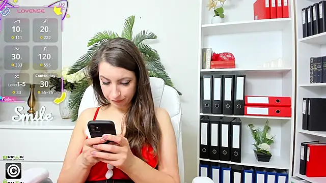 Snapshot of amayawest chatting on December 2, 8:16 am amayawest online show from December 2, 8:16 am