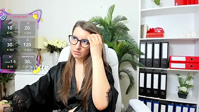 amayawest online show from March 30, 11:01 am