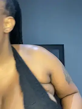 Sexycandyxxx online show from April 23, 7:04 am