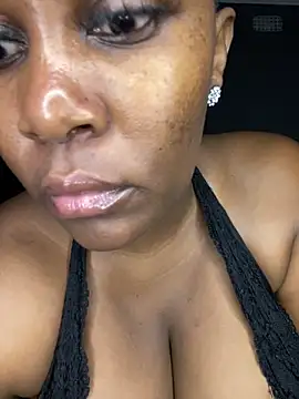 Sexycandyxxx online show from March 18, 11:37 pm